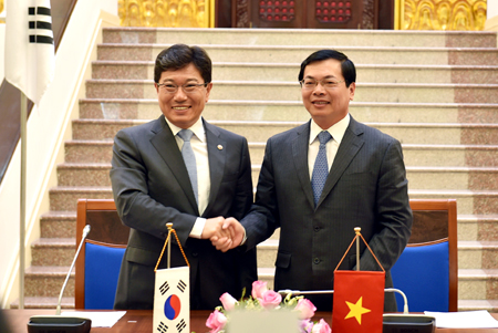Việt Nam ký FTA với Hàn Quốc