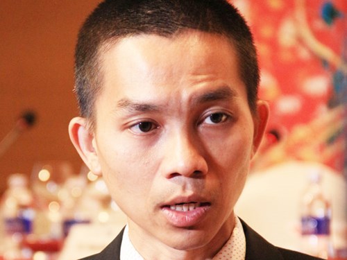 Tiến sĩ Nguyễn Đức Thành: 'Tỷ giá đang bị giữ quá chặt'