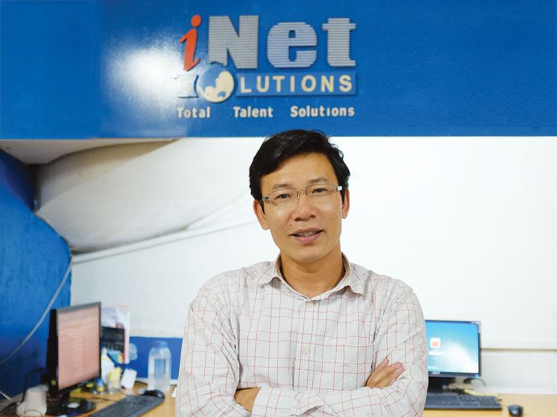 Ông Nguyễn Văn Hiền, Chủ tịch HĐQT Inet Solutions: “Thập diện mai phục”