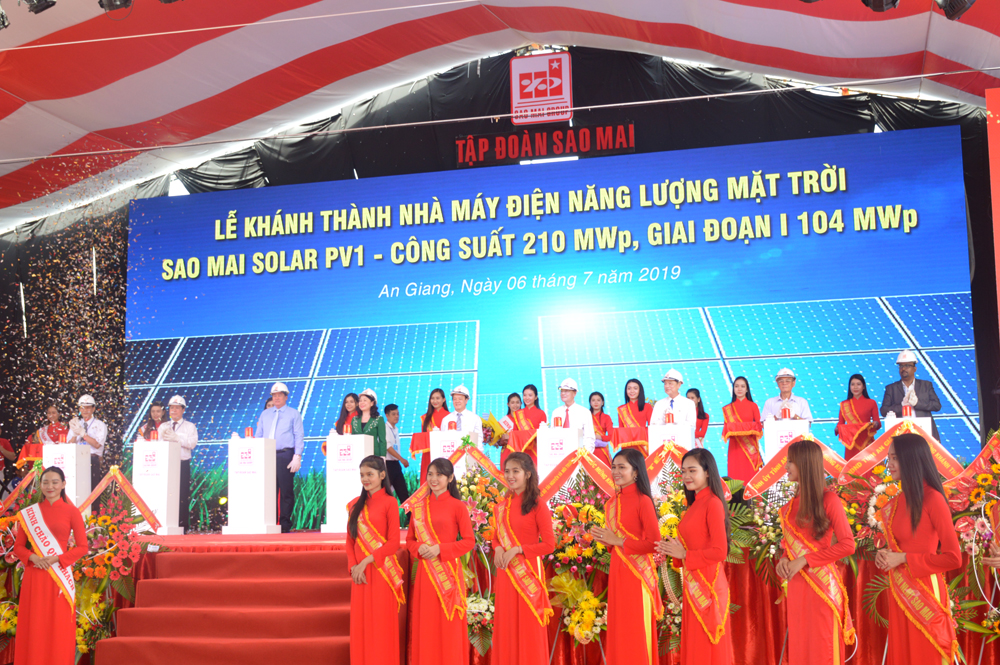 Tập đoàn Sao Mai khánh thành nhà máy điện NLMT Solar PV1