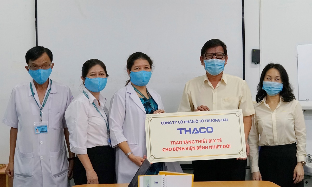 Thaco tài trợ thiết bị y tế hỗ trợ phòng chống Covid-19
