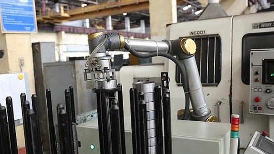 Universal Robots cải thiện năng suất và chất lượng lĩnh vực khai thác khoáng sản